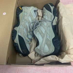 Merrell Moab 3 Ventilator Low Hiking Boots NIB 9.5